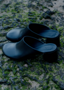 Ona Mule Black